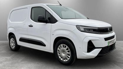 Used Vauxhall Combo 100 kW (136 HP) 2026 MPV