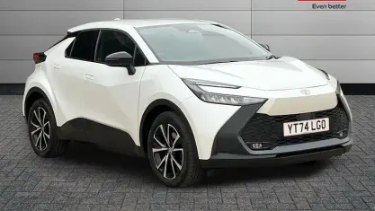 Used Toyota C-HR Design 223 HP (164 kW) 2024 White SUV
