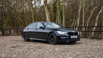 Begagnad BMW 740L M Sport 320 HK (235 kW) 2018 Svart Sedan