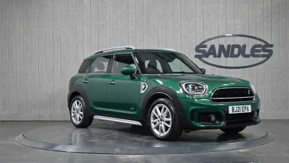 Used Mini Cooper S Countryman Sport 220 HP (161 kW) 2021 Green SUV