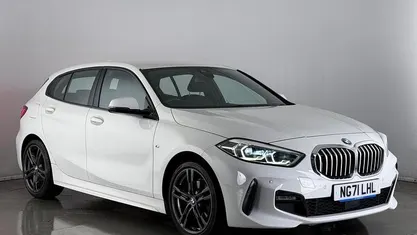 Used BMW 118 M Sport 136 HP (100 kW) 2021 White Hatchback
