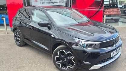 Używany Vauxhall Grandland X Ultimate 131 KM (96 kW) 2023 Czarny SUV