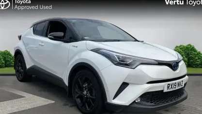 Used Toyota C-HR 122 HP (89 kW) 2019 White SUV