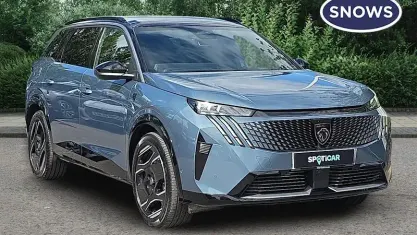 Used Peugeot e-5008 GTi 156 kW (213 HP) 2024 Blue SUV