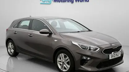 Used Kia Ceed 120 HP (88 kW) 2021 Brown Hatchback