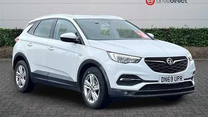 Used Vauxhall Grandland X S 131 HP (96 kW) 2019 SUV