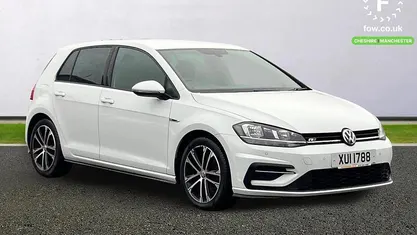 Used 2019 VW Golf VII R-line Hatchback | £15,099 (Fair price)