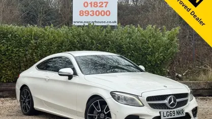 Used Mercedes C300 AMG Line Premium 245 HP (180 kW) 2019 White Coupe