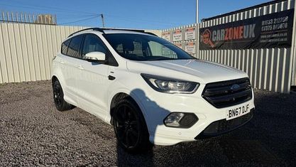 Used Ford Kuga ST-Line X 150 HP (110 kW) 2017 White SUV
