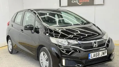 Used Honda Jazz S 102 HP (75 kW) 2019 Black Hatchback