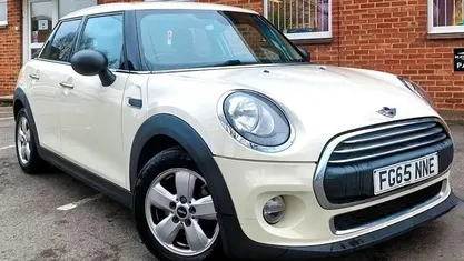 Used 2017 Mini ONE Hatch Hatchback | £5,290 (Fair price)