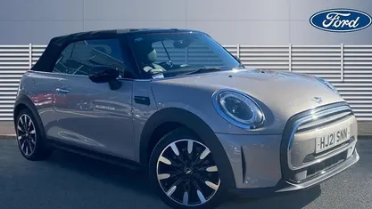Used Mini Cooper Cabriolet Exclusive 136 HP (100 kW) 2021 Cabriolet