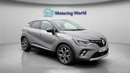Used Renault Captur Techno 145 HP (106 kW) 2023 Grey/black SUV
