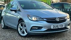 Silver Used 2018 Vauxhall Astra SRi Hatchback | £6,125 (Fair price)