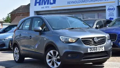 Used Vauxhall Crossland X S 110 HP (80 kW) 2019 Grey SUV