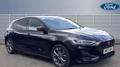 Used Ford Focus ST-Line 125 HP (91 kW) 2023 Black Hatchback
