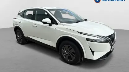 Used Nissan Qashqai Acenta Premium 140 HP (102 kW) 2023 White SUV