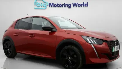 Used Peugeot e-208 GT 100 kW (136 HP) 2021 Red Hatchback