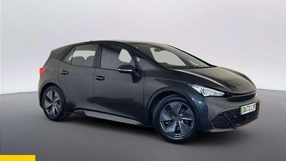 Begagnad Cupra Born 150 kW (204 HK) 2024 Halvkombi