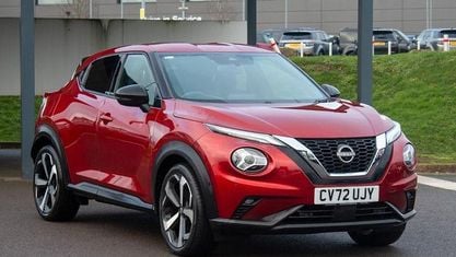 Używany Nissan Juke Tekna 114 KM (83 kW) 2023 Czerwony SUV