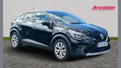Black Used 2022 Renault Captur Iconic SUV | £15,995 (Fair price)