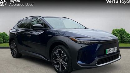 Begagnad Toyota bZ4X 160 kW (218 HK) 2024 Blå SUV