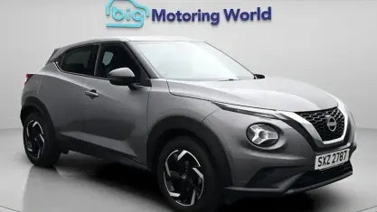 Used Nissan Juke N-Connecta 114 HP (83 kW) 2023 Grey SUV