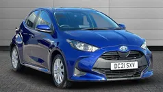 Blue Used 2021 Toyota Yaris Hybrid Hatchback | £14,850 (Good price)