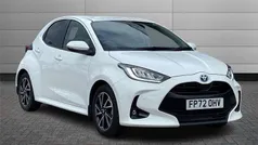Pure white Used 2022 Toyota Yaris Hybrid Design Hatchback | £17,795 (Fair price)