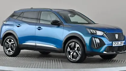 Used Peugeot 2008 Allure 131 HP (96 kW) 2024 Blue SUV