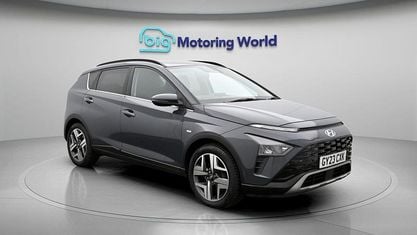 Używany Hyundai Bayon Premium 101 KM (74 kW) 2023 Szary SUV