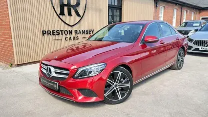 Begagnad Mercedes C220 Sport Edition 194 HK (142 kW) 2019 Röd Sedan