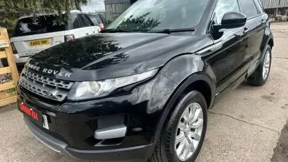 Käytetty Land Rover Range Rover evoque Pure 150 HP (110 kW) 2015 Viistoperä