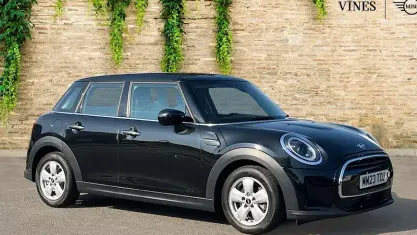 Used Mini Cooper Classic 136 HP (100 kW) 2023 Black Hatchback