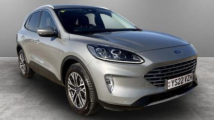 Używany Ford Kuga Titanium 150 KM (110 kW) 2023 SUV