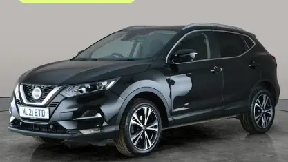 Used Nissan Qashqai N-Connecta 140 HP (102 kW) 2020 Black SUV