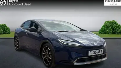 Used Toyota Prius 223 HP (164 kW) 2025 Blue Hatchback