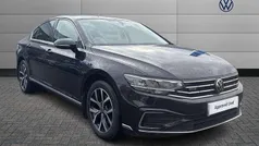 Black Used 2021 VW Passat GTE Sedan | £17,687 (Fair price)