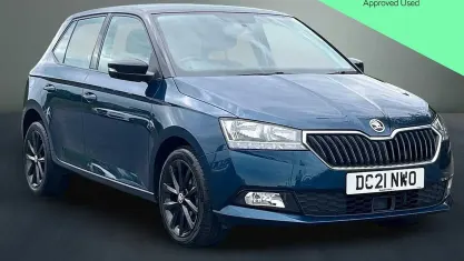 Używany Skoda Fabia Colour Edition 60 KM (44 kW) 2021 Niebieski Hatchback