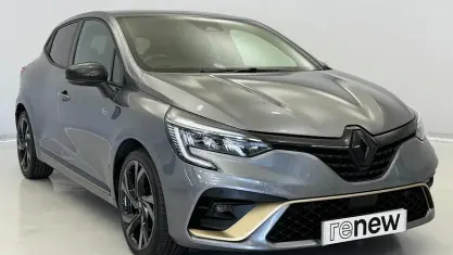Used Renault Clio Engineered 145 HP (106 kW) 2023 Metallic  shadow grey  Hatchback