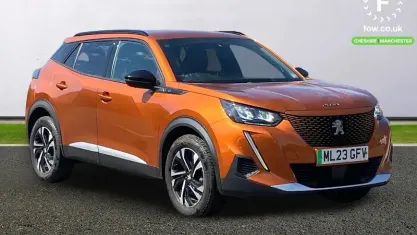 Used Peugeot e-2008 Allure+ 100 kW (136 HP) 2023 Orange SUV