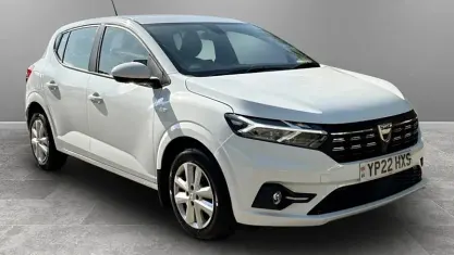 Used Dacia Sandero Comfort 91 HP (66 kW) 2022 White Hatchback