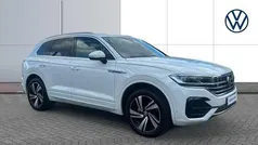 White Used 2018 VW Touareg R-line SUV | £29,180 (Fair price)