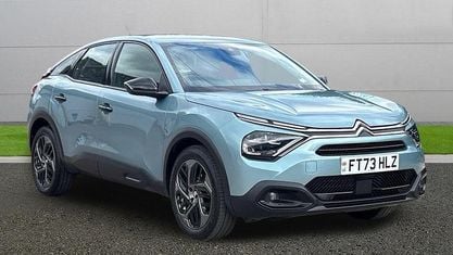 Begagnad Citroën C4 PureTech 102 HK (75 kW) 2023 Blå SUV