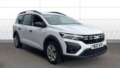 White Used 2023 Dacia Jogger Essentiel MPV | £13,127 (Fair price)