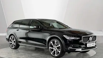 Used Volvo V90 CC 250 HP (183 kW) 2021 Estate