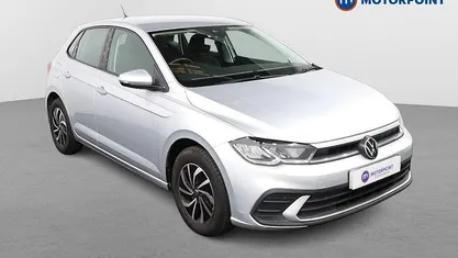 Used VW Polo Life 95 HP (69 kW) 2024 Silver Hatchback
