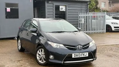 Used 2014 Toyota Auris Hatchback | £4,495 (Fair price)