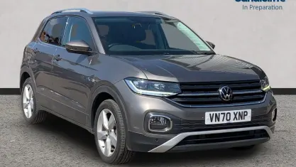 Used VW T-Cross SEL 110 HP (80 kW) 2022 Grey SUV