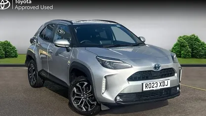 Used Toyota Yaris Hybrid Design 116 HP (85 kW) 2026 Estate